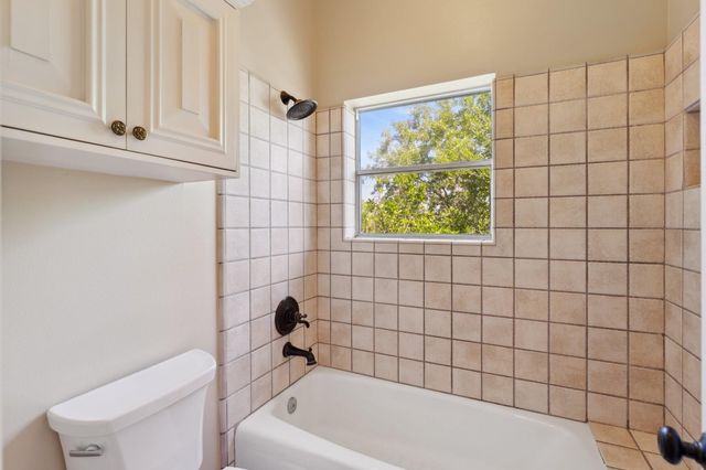 3201 White Oak Drive, Houston, TX 77007