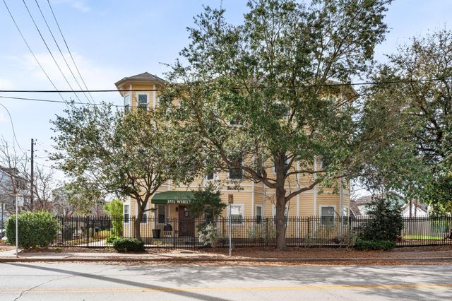 3201 White Oak Drive, Houston, TX 77007