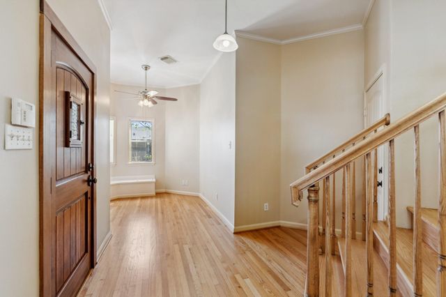 3201 White Oak Drive, Houston, TX 77007