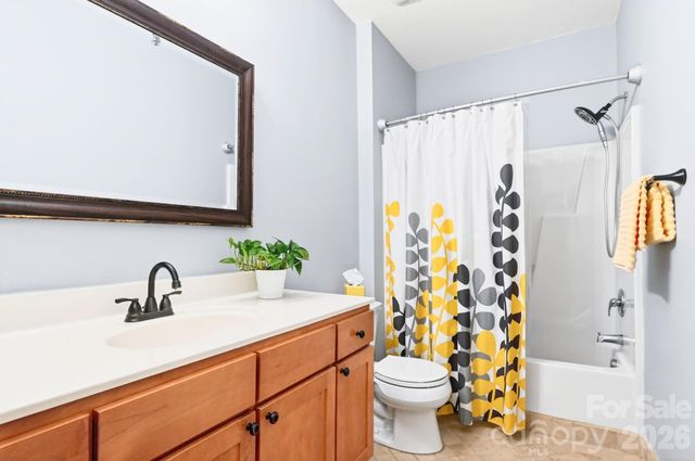 123 Appeldoorn Circle, Asheville, NC 28803