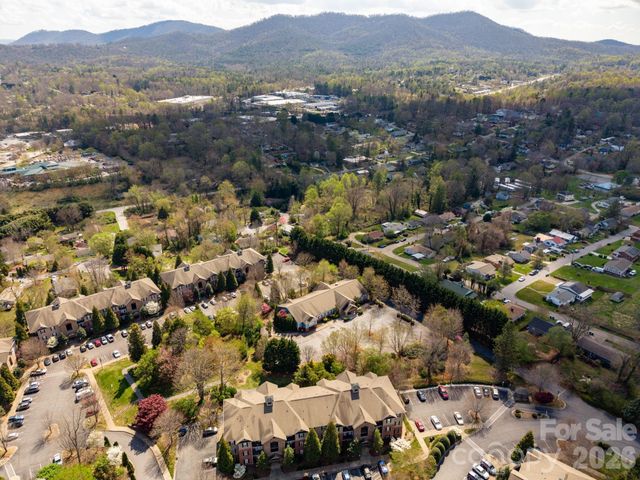 123 Appeldoorn Circle, Asheville, NC 28803