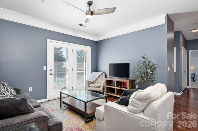 123 Appeldoorn Circle, Asheville, NC 28803