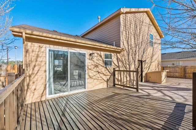 101 23rd Ave Ct, Greeley, CO 80631