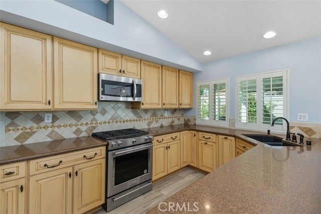 25382 Blackthorne Drive, Murrieta, CA 92563