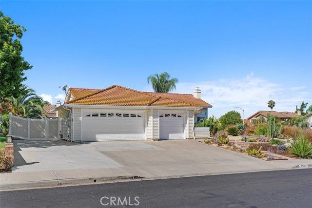 25382 Blackthorne Drive, Murrieta, CA 92563