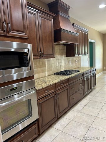 9172 THETFORD Way, Montgomery, AL 36117