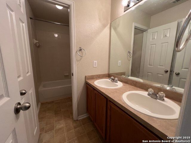 3426 Blue Topaz, San Antonio, TX 78245