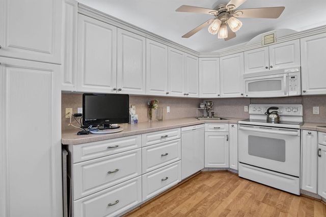 211 Richmond A 211, Deerfield Beach, FL 33442