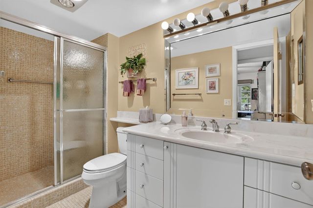 211 Richmond A 211, Deerfield Beach, FL 33442