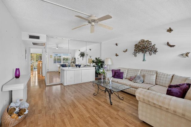 211 Richmond A 211, Deerfield Beach, FL 33442