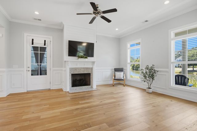 4007 Capensis Lane, Ravenel, SC 29470