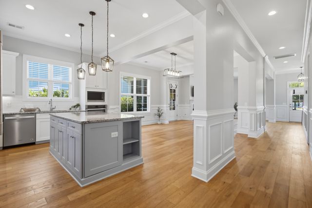 4007 Capensis Lane, Ravenel, SC 29470