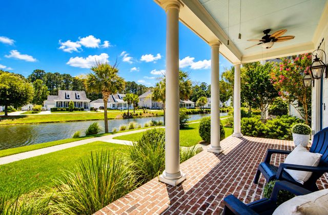 4007 Capensis Lane, Ravenel, SC 29470