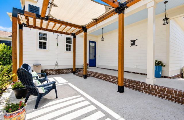 4007 Capensis Lane, Ravenel, SC 29470