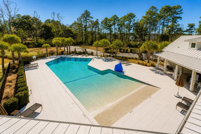 4007 Capensis Lane, Ravenel, SC 29470