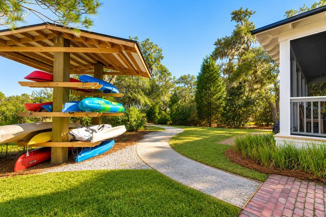 4007 Capensis Lane, Ravenel, SC 29470