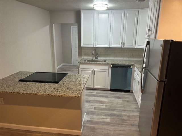 7427 Windhaven Road, North Richland Hills, TX 76182
