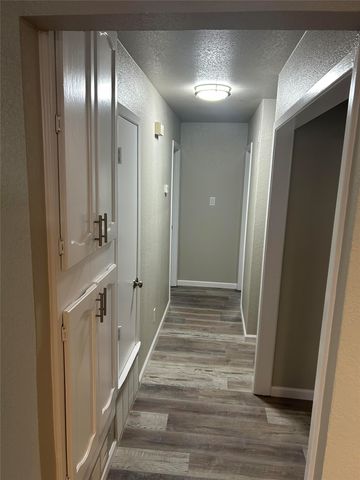 7427 Windhaven Road, North Richland Hills, TX 76182