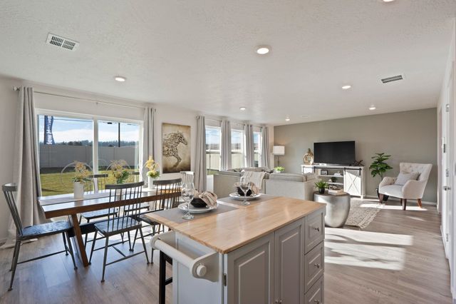 68 S Airlift St, Cheney, WA 99001