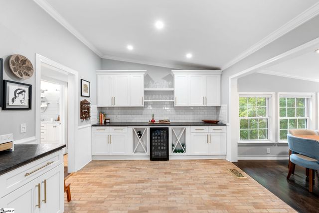 220 Cammer Avenue, Greenville, SC 29605