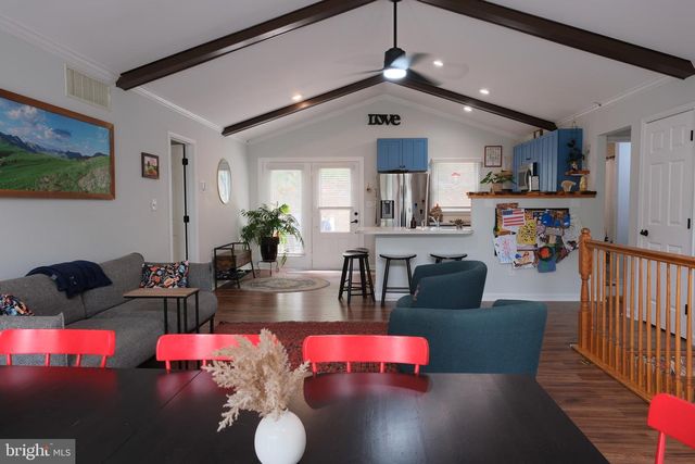 3820 TREGO MOUNTAIN RD, Keedysville, MD 21756