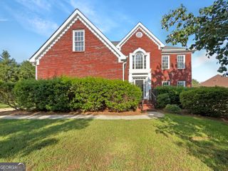 935 Brookwood Run Drive SW, Lilburn, GA 30047