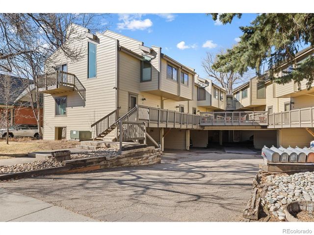 827 Maxwell Avenue E, Boulder, CO 80304
