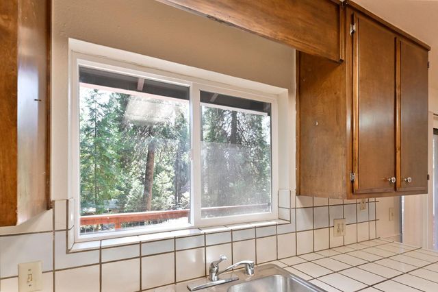 26974 Jacqueline Dr, Pioneer, CA 95666