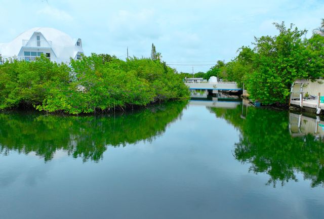 1590 Dolphin Drive, Marathon, FL 33050