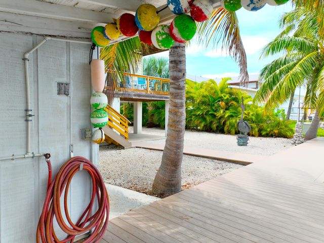 1590 Dolphin Drive, Marathon, FL 33050