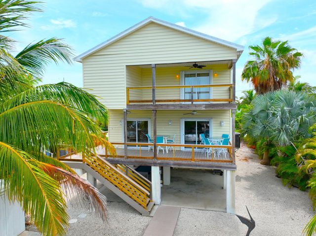 1590 Dolphin Drive, Marathon, FL 33050