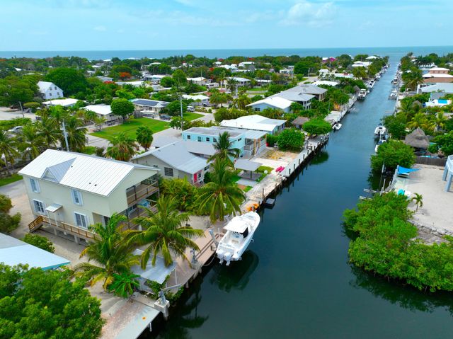 1590 Dolphin Drive, Marathon, FL 33050