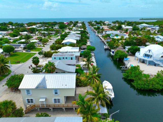 1590 Dolphin Drive, Marathon, FL 33050