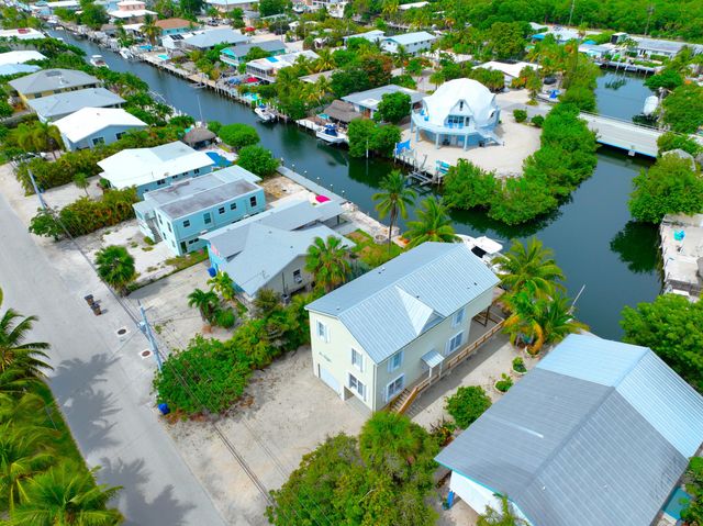 1590 Dolphin Drive, Marathon, FL 33050