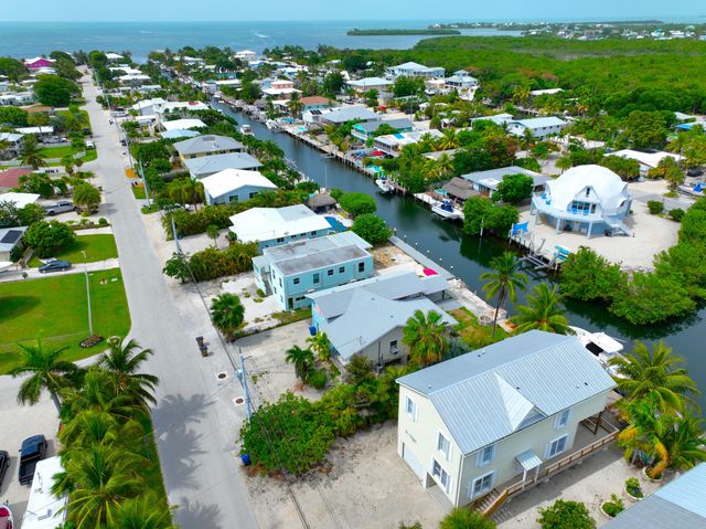 1590 Dolphin Drive, Marathon, FL 33050