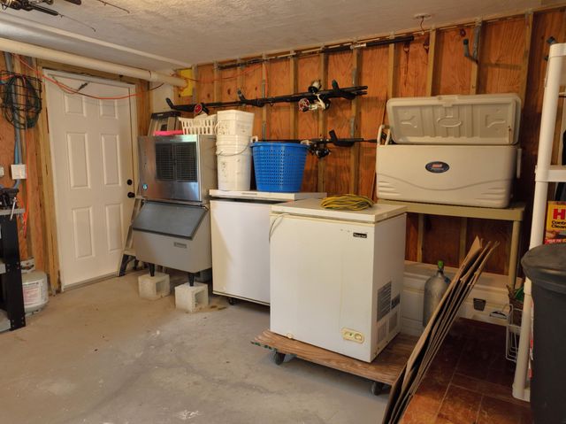 1590 Dolphin Drive, Marathon, FL 33050