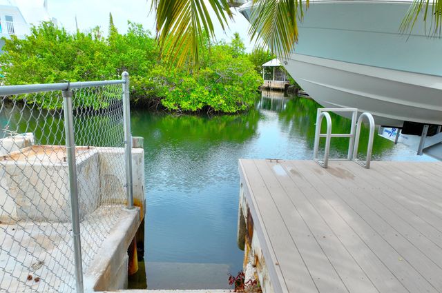 1590 Dolphin Drive, Marathon, FL 33050