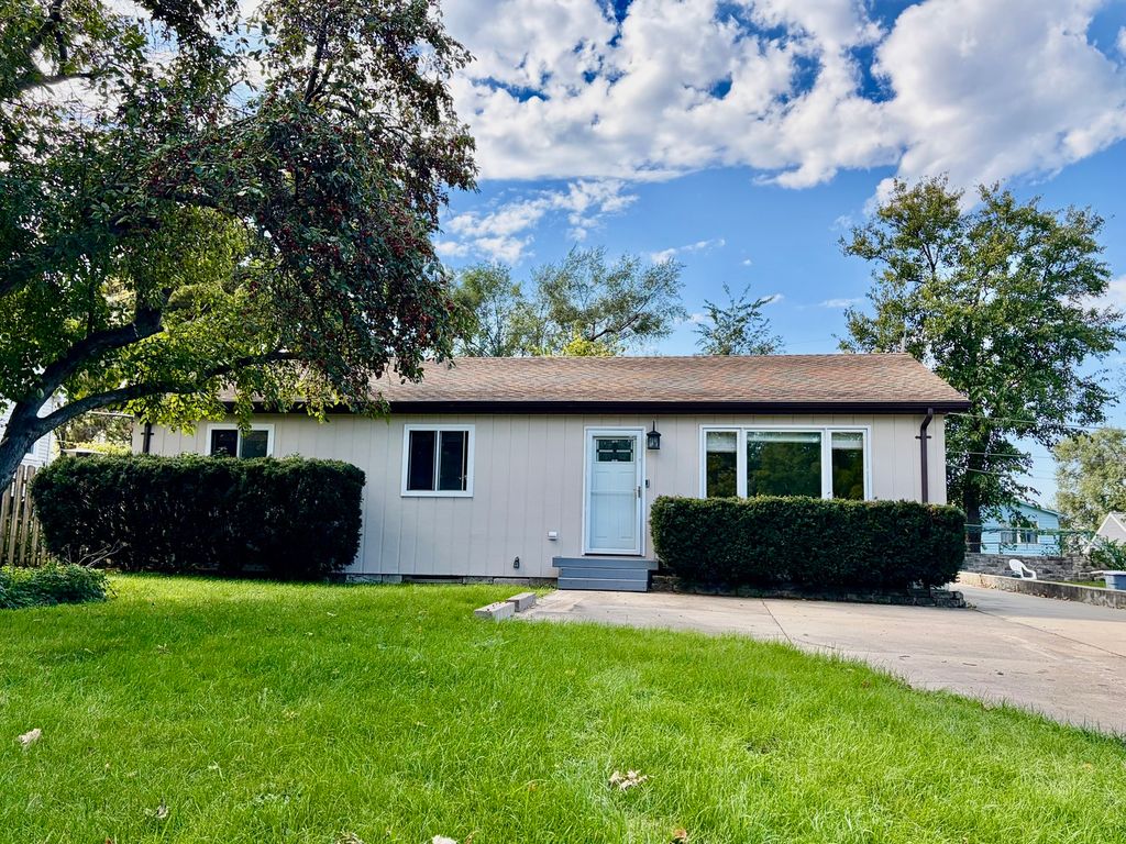 1N710 Newton Avenue, Glen Ellyn, IL 60137 — exterior