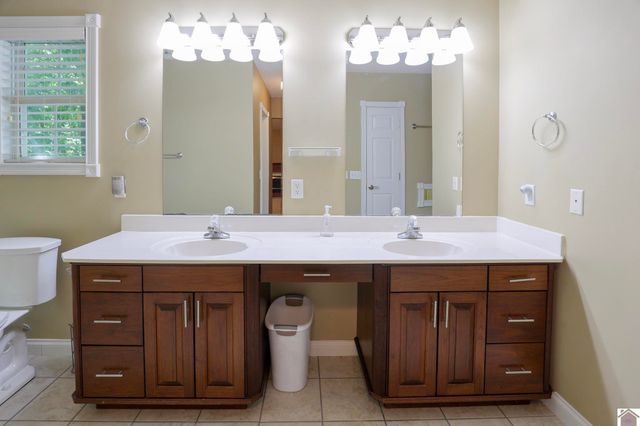 87 Deer Trace Road, Benton, KY 42025