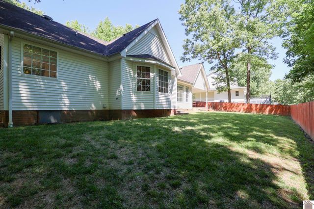 87 Deer Trace Road, Benton, KY 42025