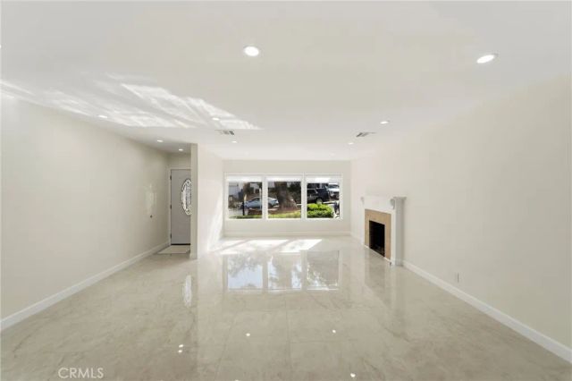 10109 Parr, Sunland, CA 91040