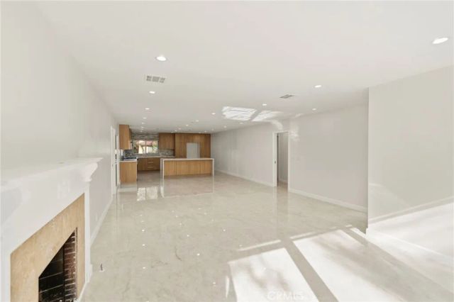 10109 Parr, Sunland, CA 91040