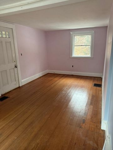 181 Saint Mary St, Needham, MA 02494