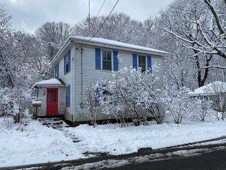 181 Saint Mary St, Needham, MA 02494