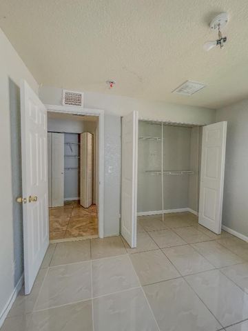 17 SW 6th Avenue, Dania Beach, FL 33004