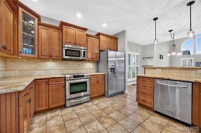 3135 Wheeling Drive, St Charles, MO 63301