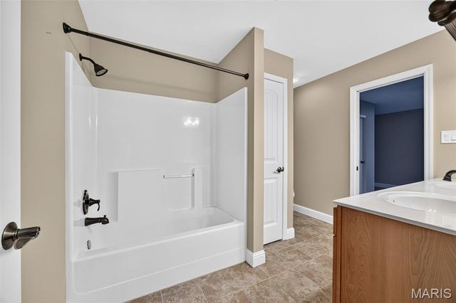 3135 Wheeling Drive, St Charles, MO 63301