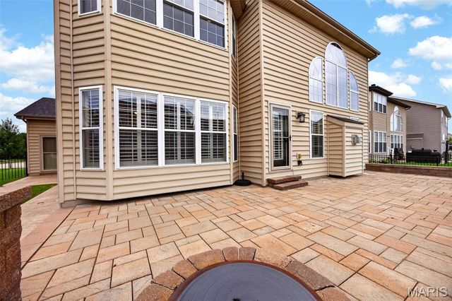 3135 Wheeling Drive, St Charles, MO 63301