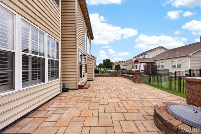 3135 Wheeling Drive, St Charles, MO 63301