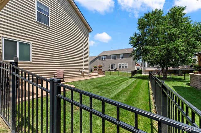 3135 Wheeling Drive, St Charles, MO 63301